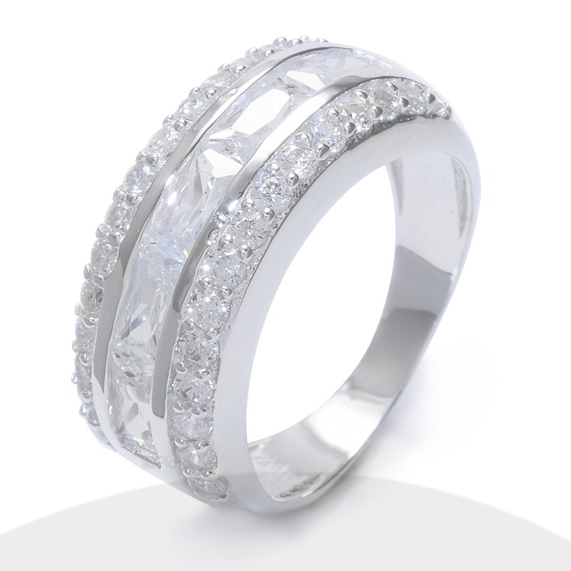 Anillo con circon best sale